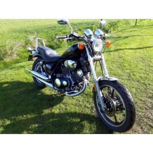 Zeer mooie yamaha xv750 virago black edition 1992.