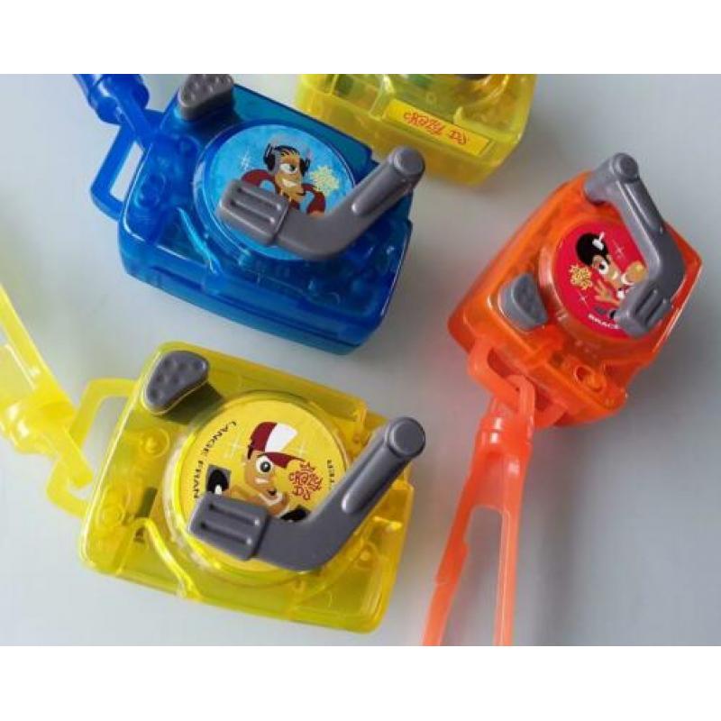 2006 Mcdonald HAPPY MEAL Crazy dj's: Brace,Lange Frans,Yes-R