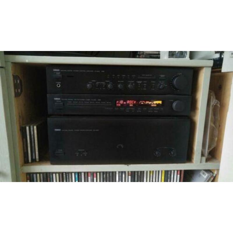 Yamaha MX-630 eindversterker + CX-630 pre-amp