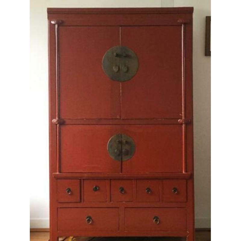 Chinese bruidskast rood