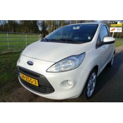 Ford Ka 1.2 Titanium X start/stop dealer onderhouden en zeer