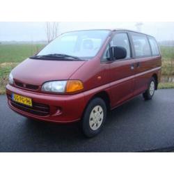 Mitsubishi Space Gear 2.0 GLXi BENZINE / LPG-G3 8 PERS L400