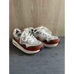 Nike air Max one maat 28