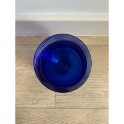 Zware blauwe kristal vaas met AMAC gravure