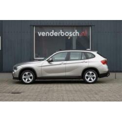 BMW X1 sDrive18d Executive 136pk Leder Navi Clima