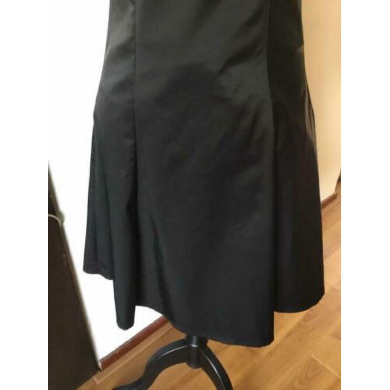 Zwart met paars satijn cocktail/gala jurkje met strik S