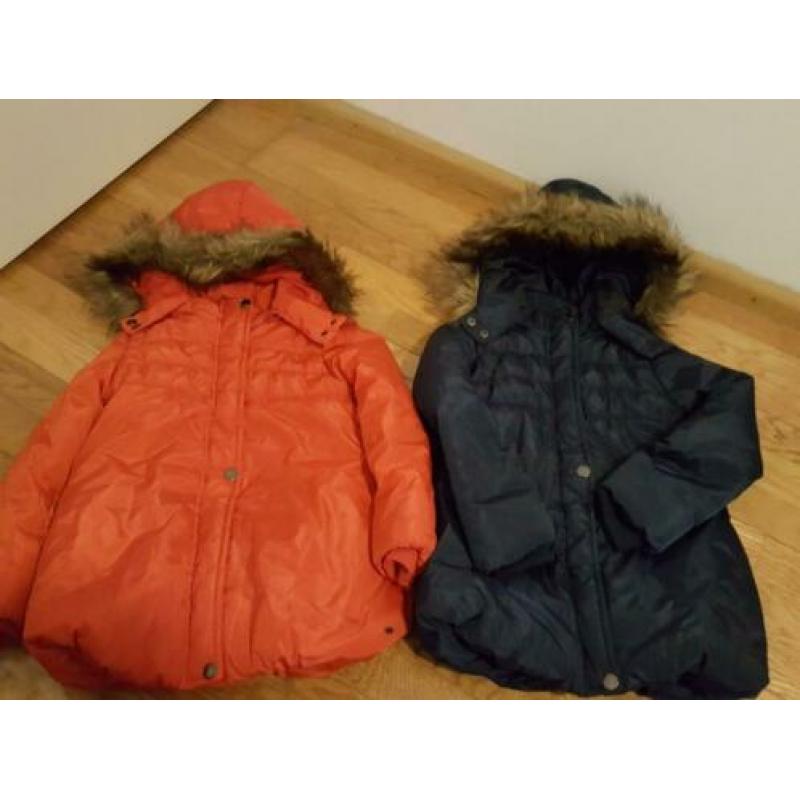 2x winterjassen nieuw en zgan tweeling?maat 122/128