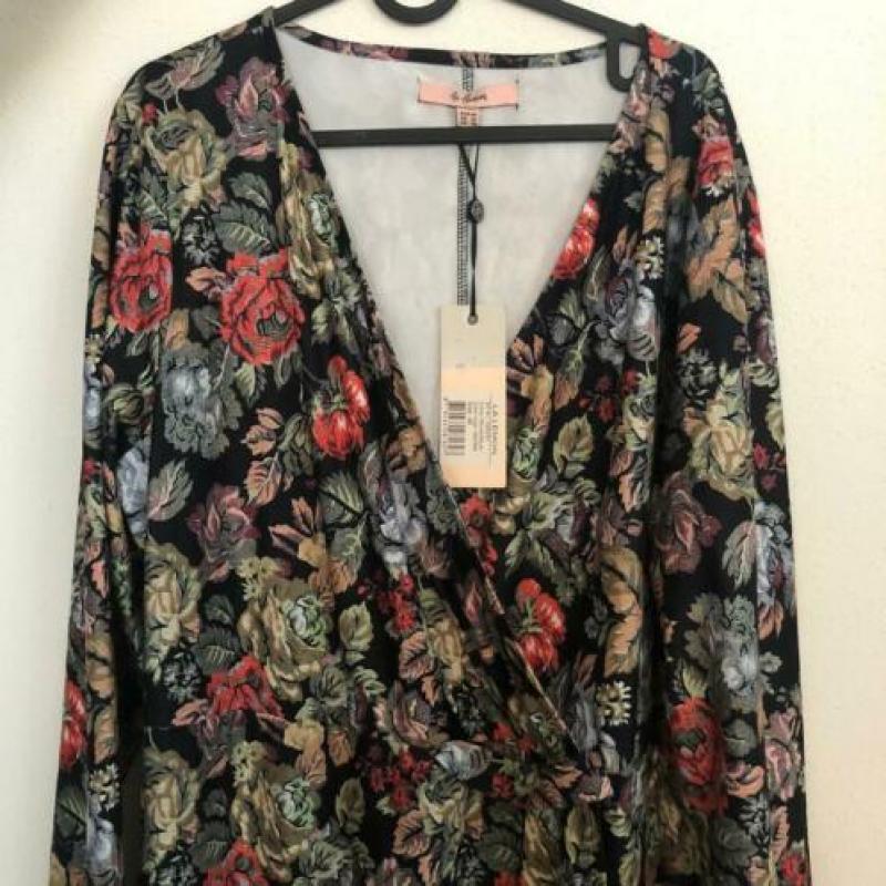 Nieuwe mooie La Lemon bloemen jurk maat 48/ 4XL