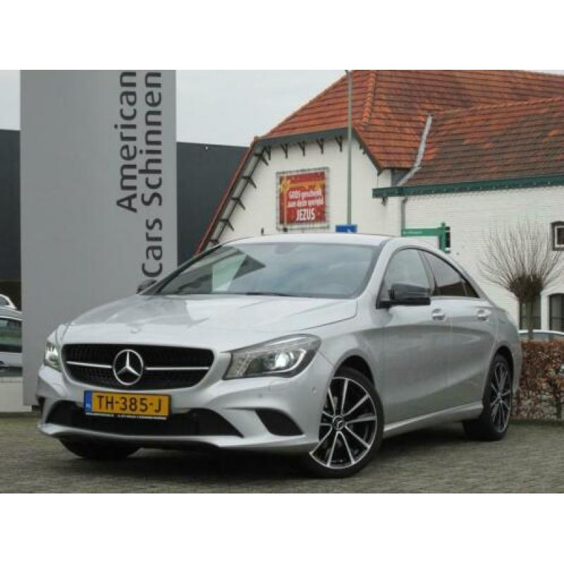 Mercedes-Benz CLA-Klasse 180 Ambition Automaat / Bi Xenon /