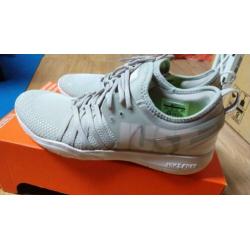 Nieuw Nike Free schoenen maat 41