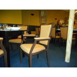 stoelen 65 stuks