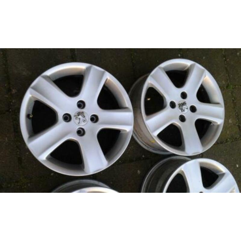 Te koop Origineel Peugeot 307CC velgen 16 inch.