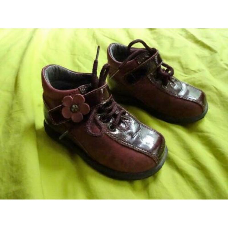 Maat 20 * Donker rood met lak bordeaux schoentjes
