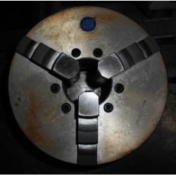 Zelfcentrerende 3 klauw Camlock D6, doorlaat 60mm