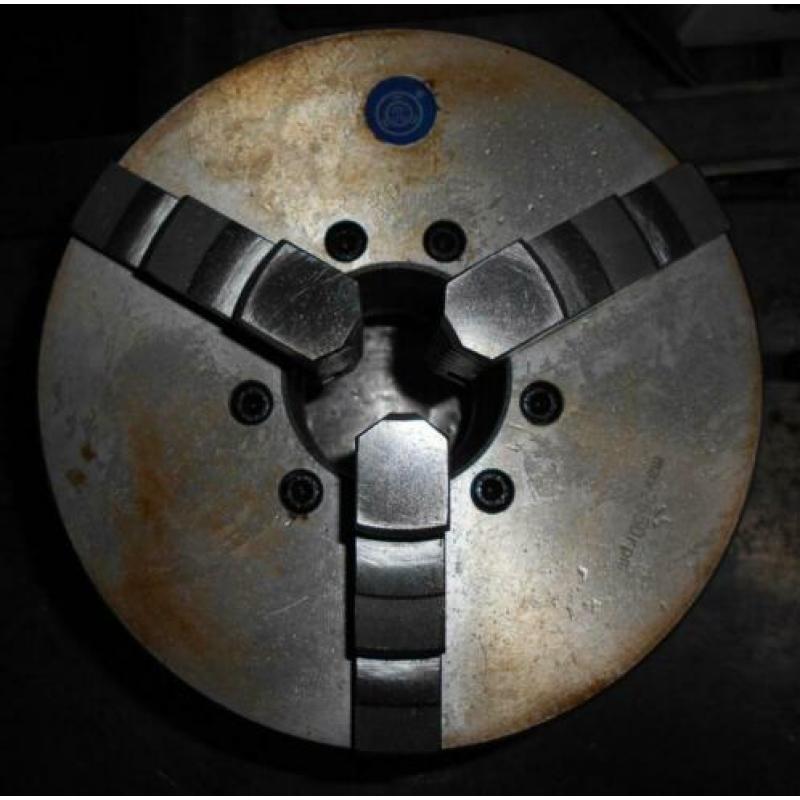 Zelfcentrerende 3 klauw Camlock D6, doorlaat 60mm