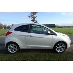 Ford Ka 1.2 Titanium X start/stop dealer onderhouden en zeer