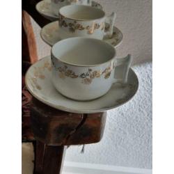 Prachtige antieke kop en schotels 4x