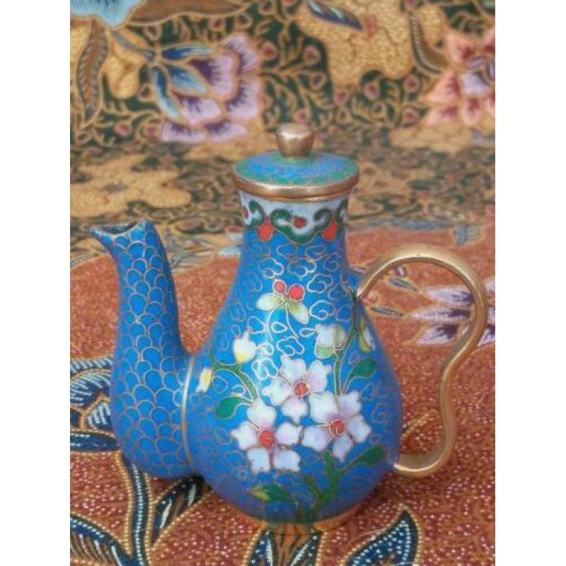 Mooi origineel oud Chinees zesdelig cloisonne theeserviesje.