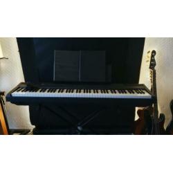 Yamaha P105 stagepiano
