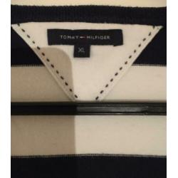 Schitterende trui van het originele merk TOMMY HILFIIGER XL.