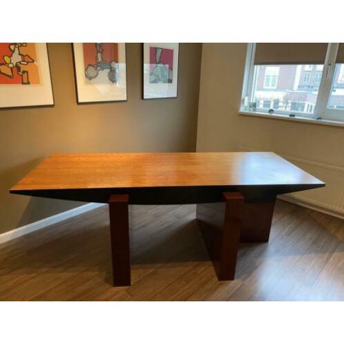 Design bureau tafel bruin