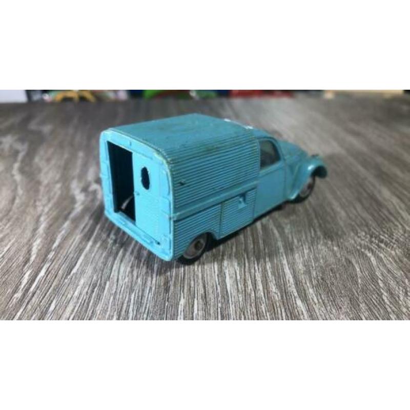 Renault 2cv cle 1/43 norev VAVB incompleet