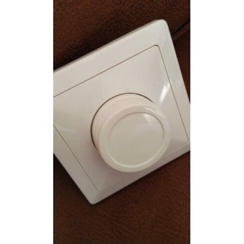 Dimmer Halogeen/Gloeilamp v. lampen 50 tot max 300 Watt-zgan