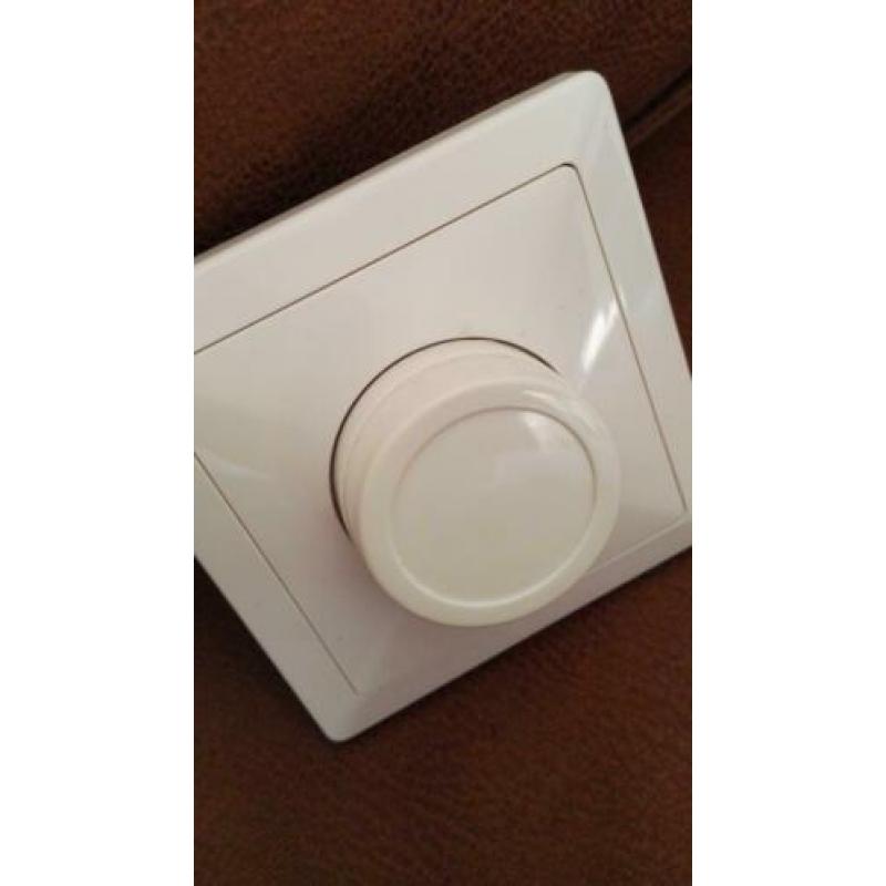 Dimmer Halogeen/Gloeilamp v. lampen 50 tot max 300 Watt-zgan