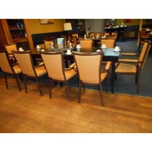 stoelen 65 stuks