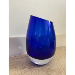 Zware blauwe kristal vaas met AMAC gravure