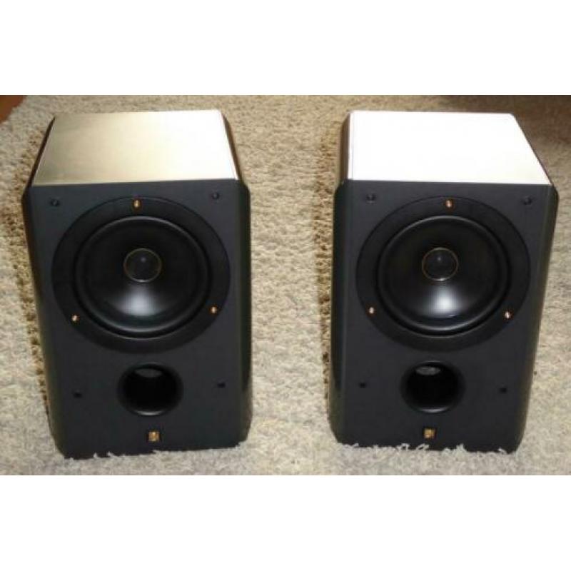 Kef RDM 2 reference monitor speakers voor de BBC studio's