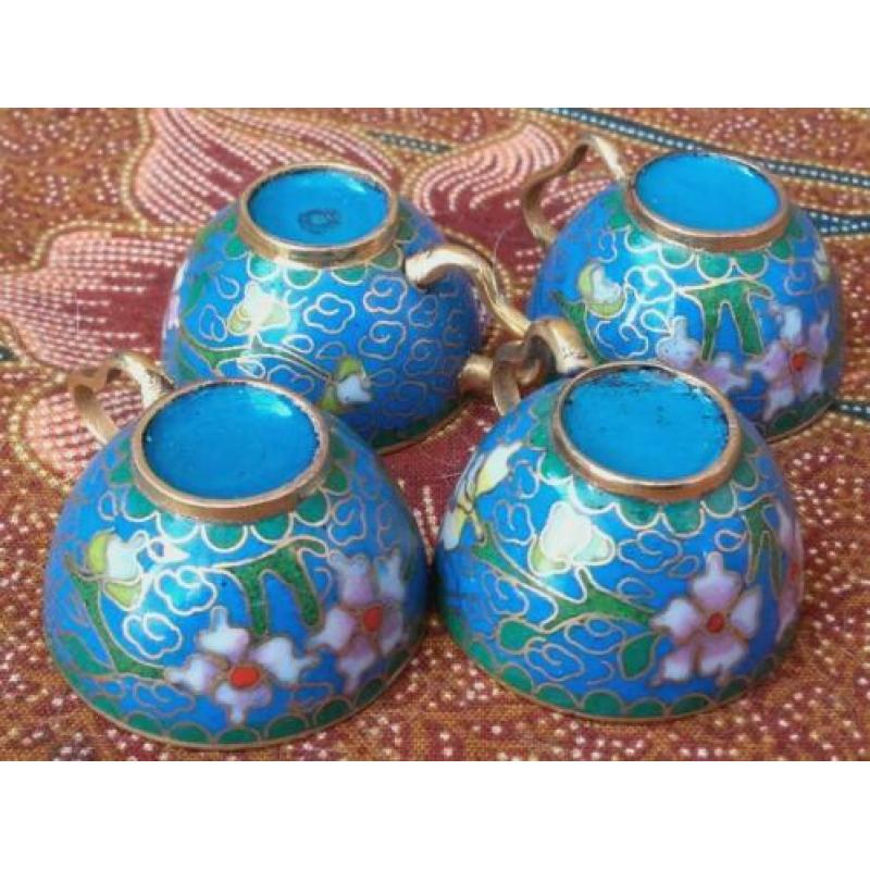 Mooi origineel oud Chinees zesdelig cloisonne theeserviesje.