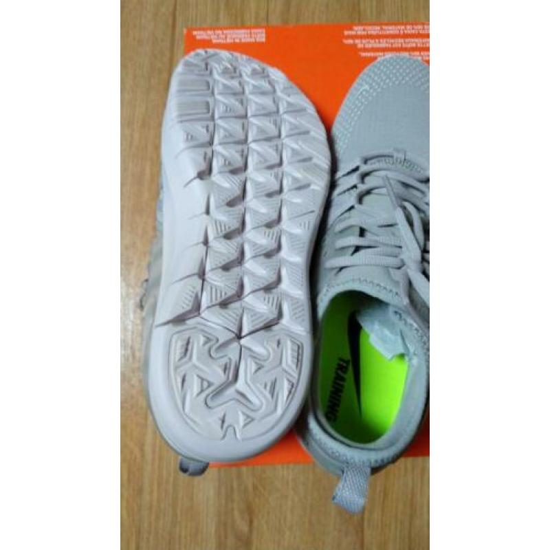 Nieuw Nike Free schoenen maat 41