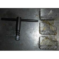 Zelfcentrerende 3 klauw Camlock D6, doorlaat 60mm