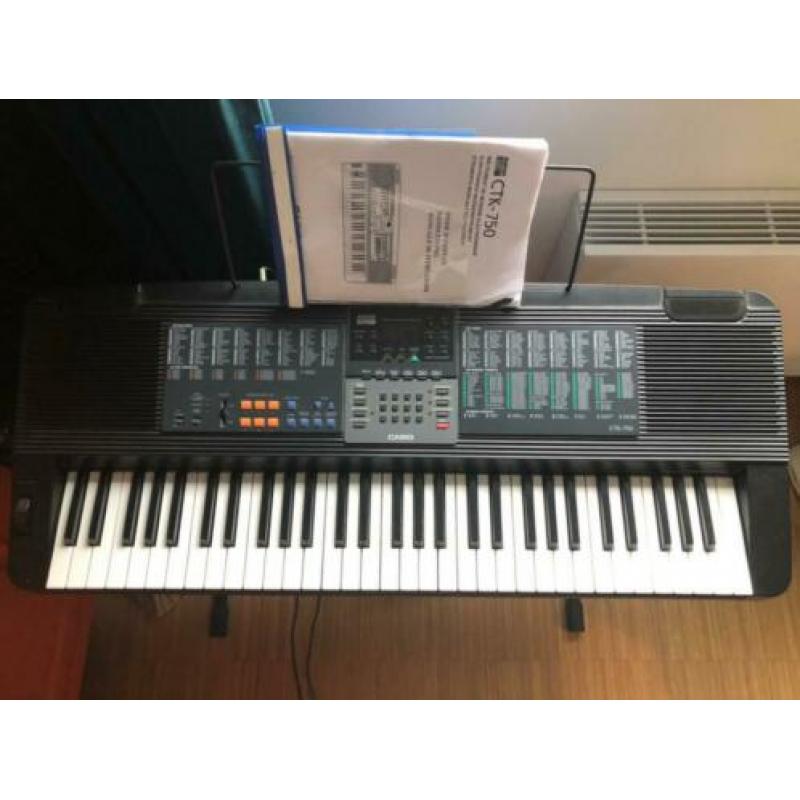 Keyboard Casio CTK-750