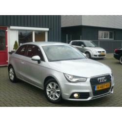 Audi A1 1.4 TFSI Attraction ,122PK,Zeer Mooi!