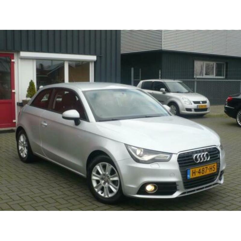 Audi A1 1.4 TFSI Attraction ,122PK,Zeer Mooi!