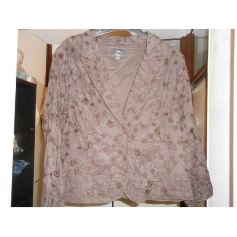 A28 Colbert, met borduursel versierd, van H&M mt 44