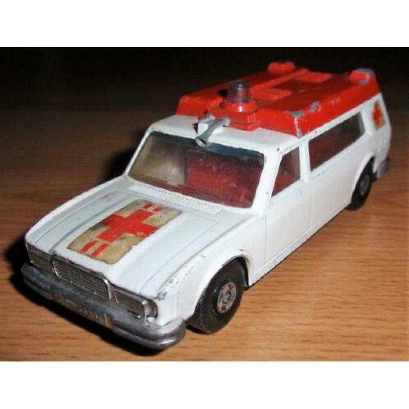 Matchbox Superkings K-49 Ambulance.