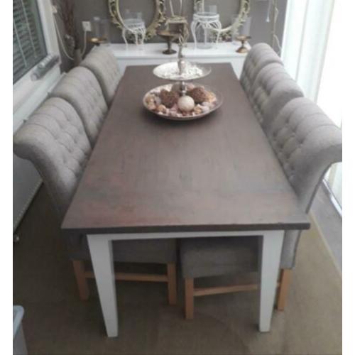 Prachtige eetset bestaande uit 6 zgan eetstoelen en eettafel