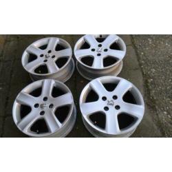 Te koop Origineel Peugeot 307CC velgen 16 inch.