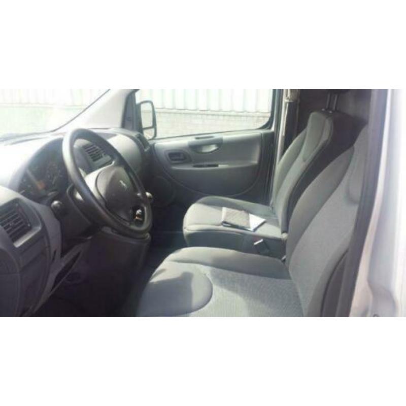 Peugeot Expert 229 2.0 HDI