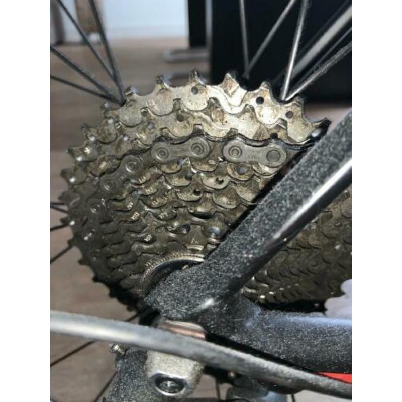 BMC Teammachine ALR01 + infinito carbon wielen