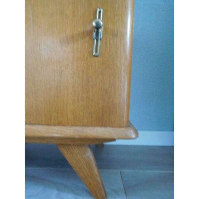 Jrn 60 bijzet kastje, nachtkastje. Mid-century/retro/vintage