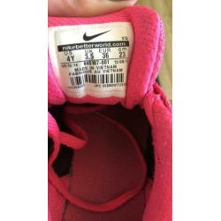 Nike sportschoenen maat 36