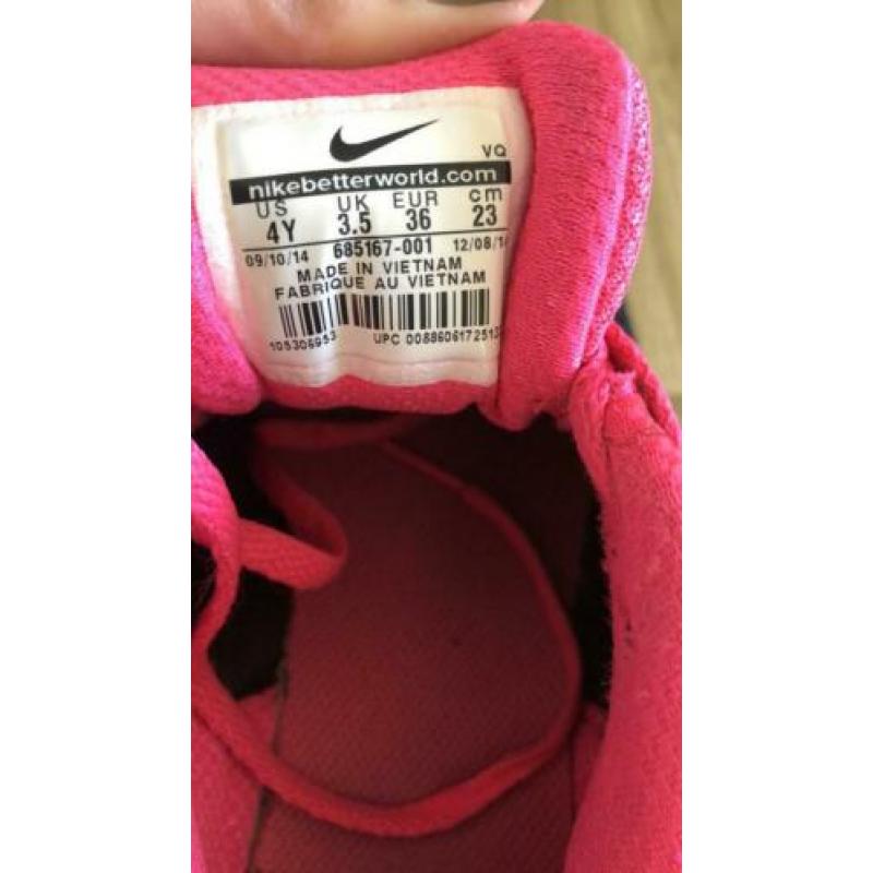 Nike sportschoenen maat 36