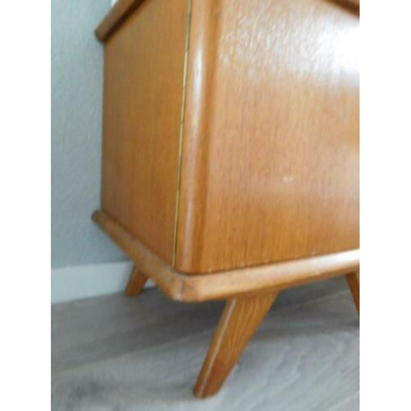 Jrn 60 bijzet kastje, nachtkastje. Mid-century/retro/vintage