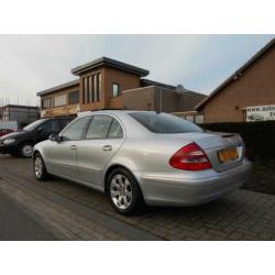 Mercedes-Benz E-klasse 240 V6 AUT. SCHUIFDAK/ORTHOPEDISCHE-S