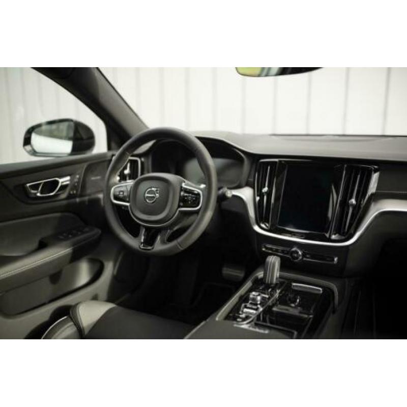 Volvo V60 Polestar Engineered Twin Engine 405 Pk - 20" - all