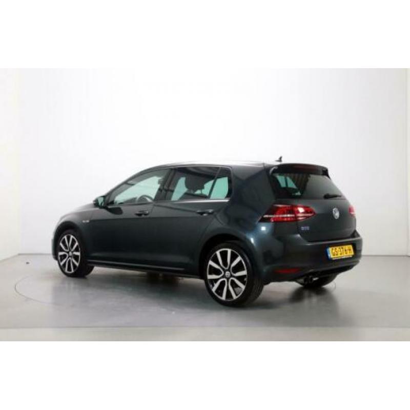 Volkswagen Golf 1.4 TSI 204pk GTE DSG LED Navigatie Parkeers